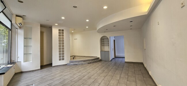 Superficie Commerciale a Chiasso